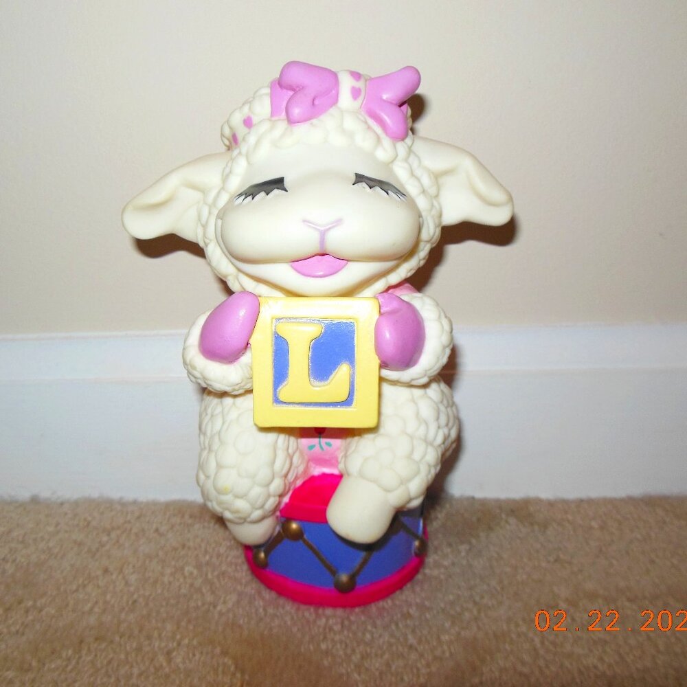 VINTAGE 1993 Baby Lamb Chop Coin Bank Shari Lewis 1990's Nostalgia Collectible